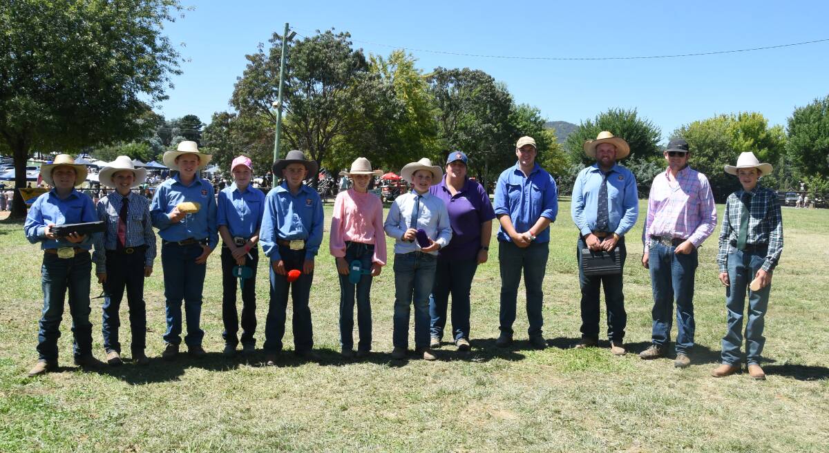 Hereford feature show herdsman participants, Hayden Tarlinton, Bannister, Rory Hutchison, Rockley, Jake Lawton, Gunning, Polly Manwaring, Cootmundra, Charlie Tarlinton, Bannister, Chelsea Hall, Parkes, judges Renae Keith, Roslyn, and Jack Bush, Cootamundra, alongside competitors Jono Nicholls, Harden, Will Van Gend, Bathurst and Toby Hutchinson, Rockley. Photo by Helen De Costa. 