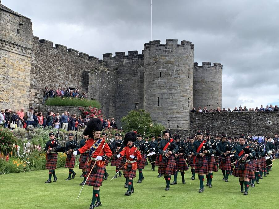 Knox Grammar School Pipes and Drums enjoyed the trip of a lifetime to Scotland, England and Ireland.