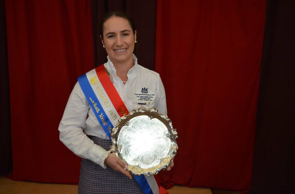 The 2023 The Land Sydney Royal AgShows NSW Young Woman for 2023 Florance McGufficke with the silver salver trophy. Picture by Jessica Neale