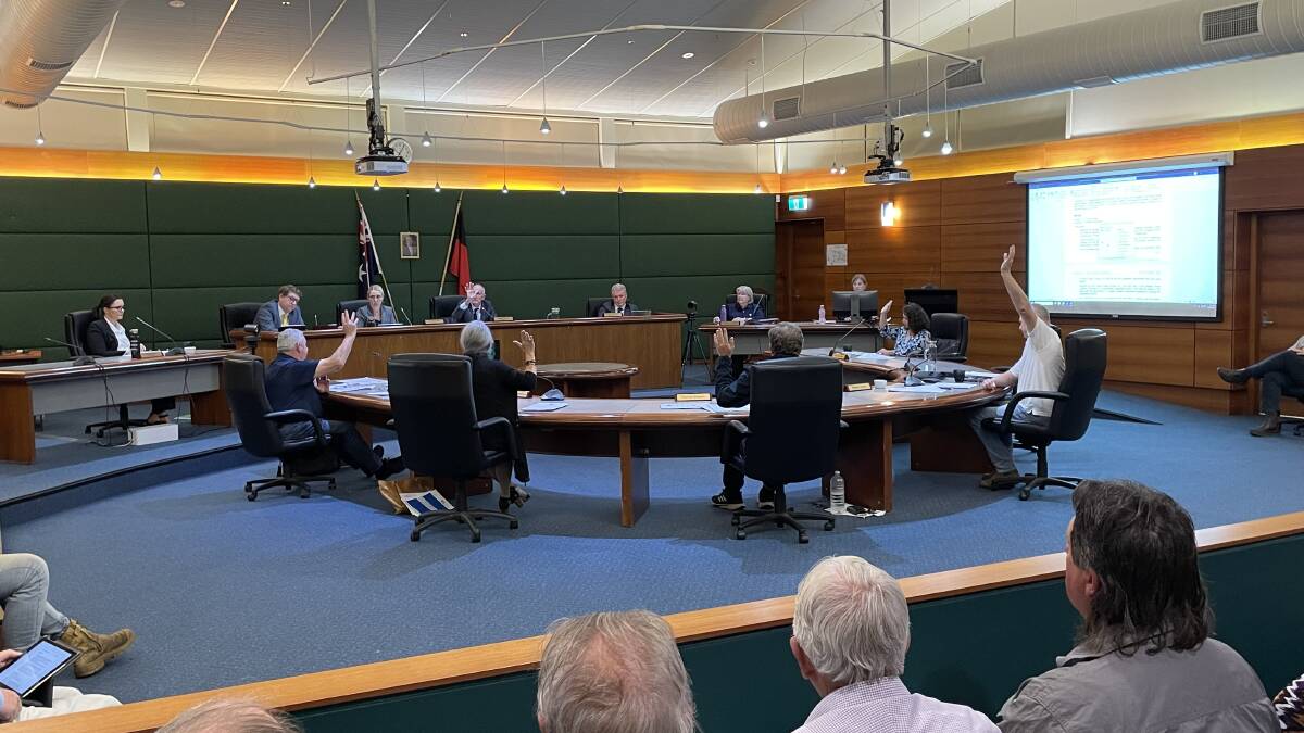 A unanimous vote on Tuesday night by all Richmond Valley Councillors has pushed the Casino saleyards out of council hands and into the private sector, most likely through a long term lease arrangment.