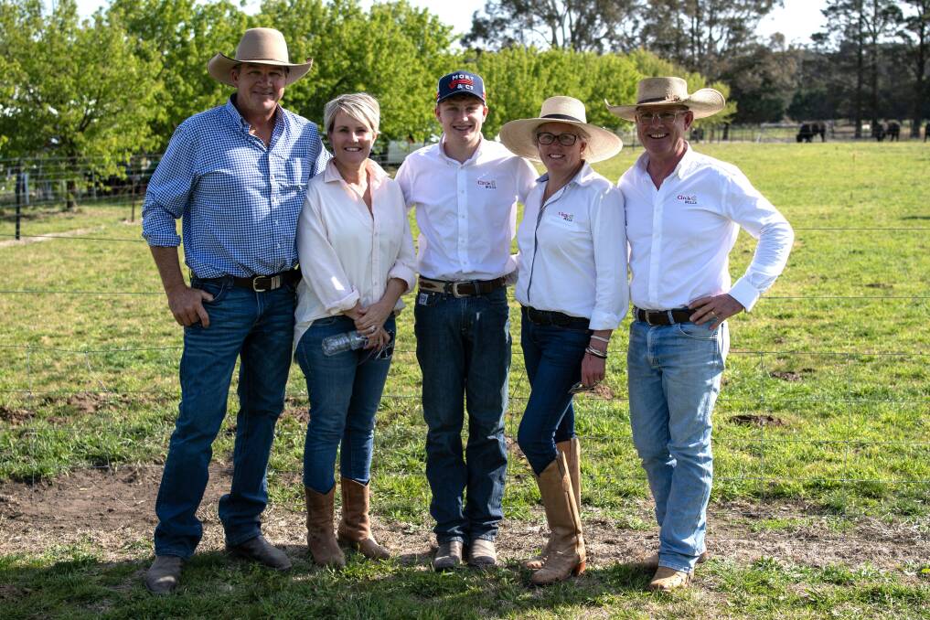 Volume buyers David and Bec Sargood, Charleville, Queensland, bought six bulls, pictured with Thomas, Carmen and Jeremy Cooper, Circle 8 Angus, Marulan. 