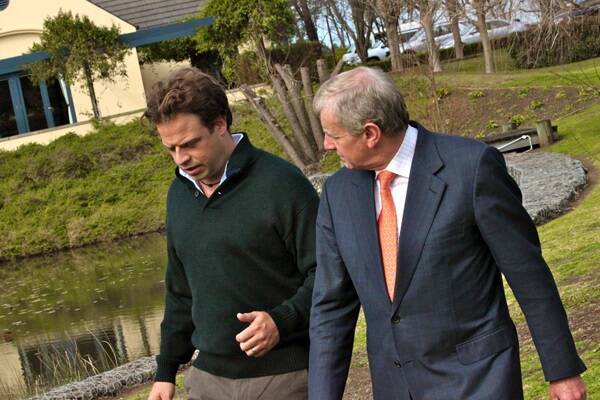 Coolmore Australia racing and business manager, Tom Magnier, with Federal Minister for Regional Development, Simon Crean, at Coolmore Stud, Jerry’s Plains.
