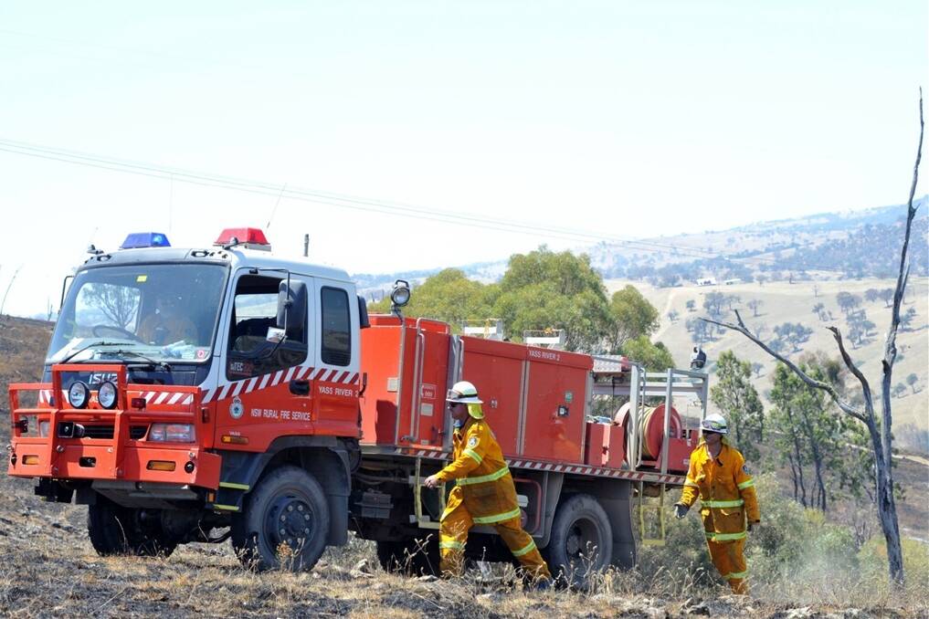 Fire crews are battling a blaze near Cooma.