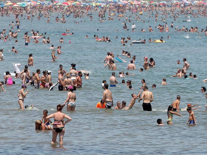 The world had its hottest month in June since record began, a climate change institute says.