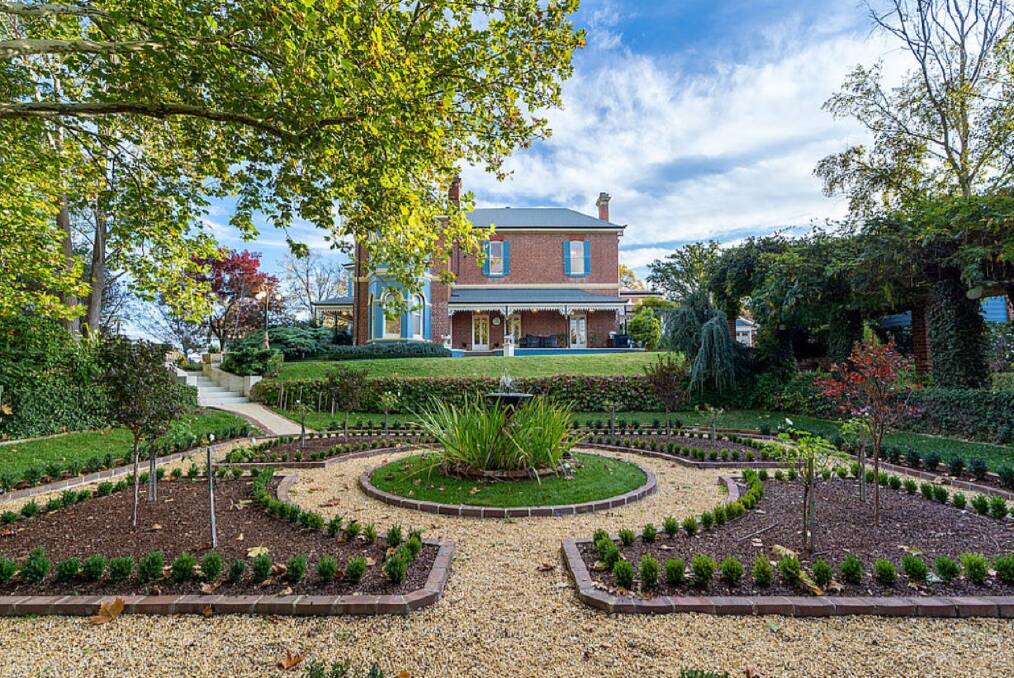Australia's most treasured Victorian era mansion | Video